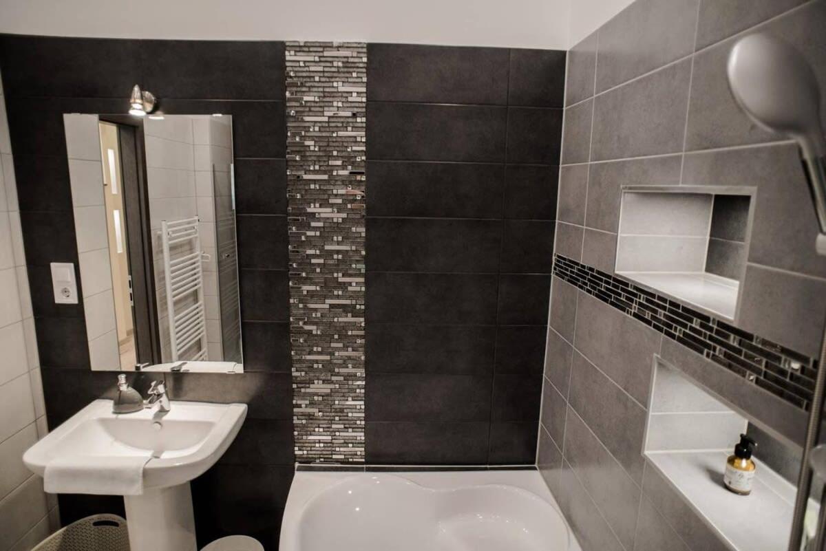 New Luxury Apartment In The Center With A/C 布达佩斯 外观 照片